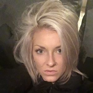 Meet your Posher, Michaela